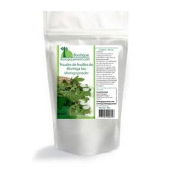 Moringa leaves in powder