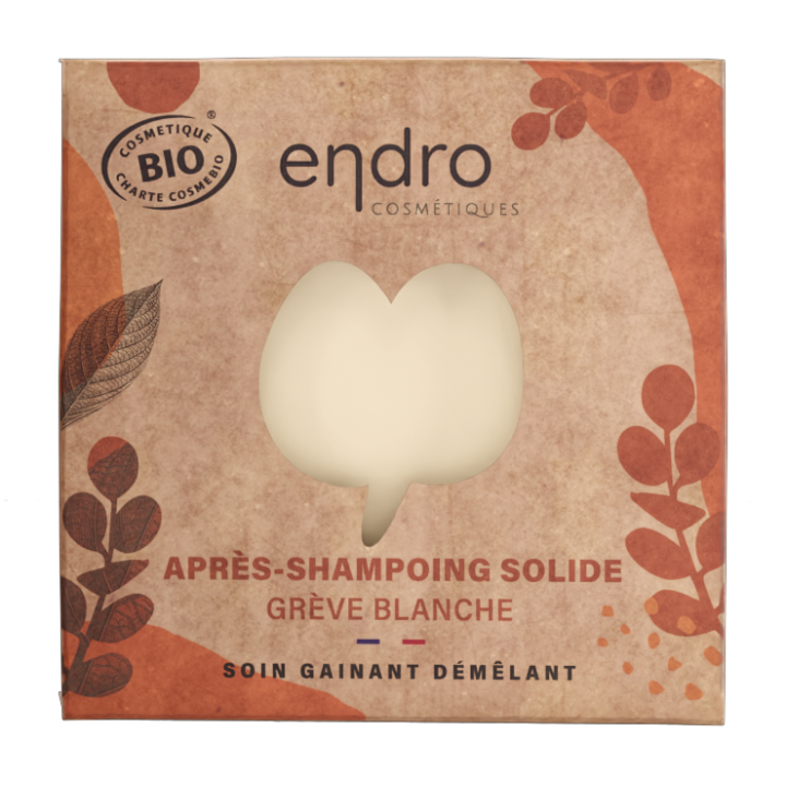 Solid conditioner with hemp oil and shea butter